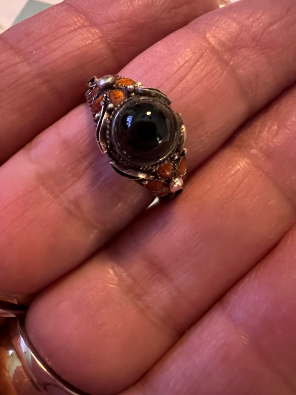 Vintage Sterling Silver Black Onyx & Orange Coral Accent Bali Style Ring